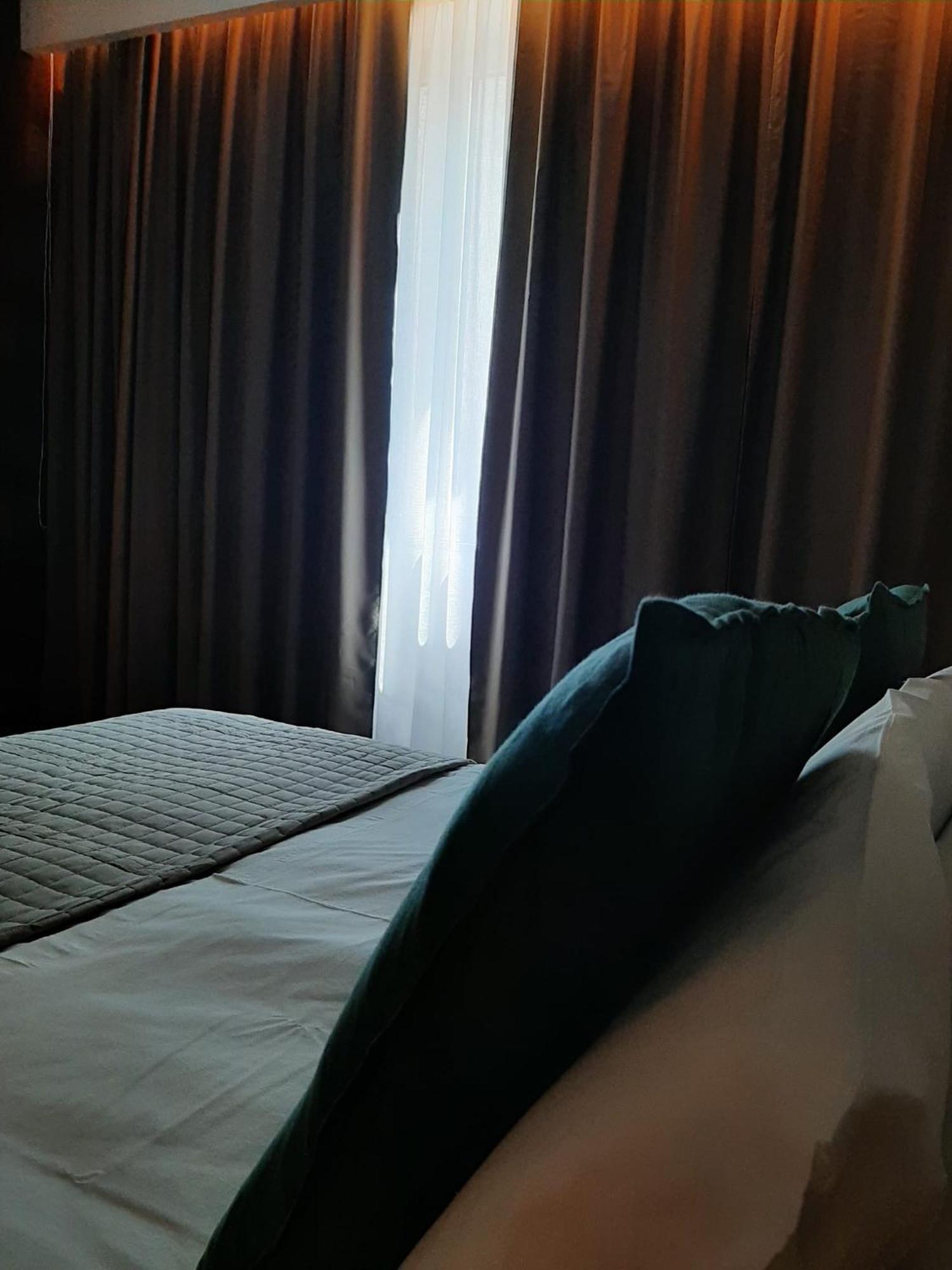 Baaria House Hotel 바르셀로나-포쪼 디 고토 외부 사진