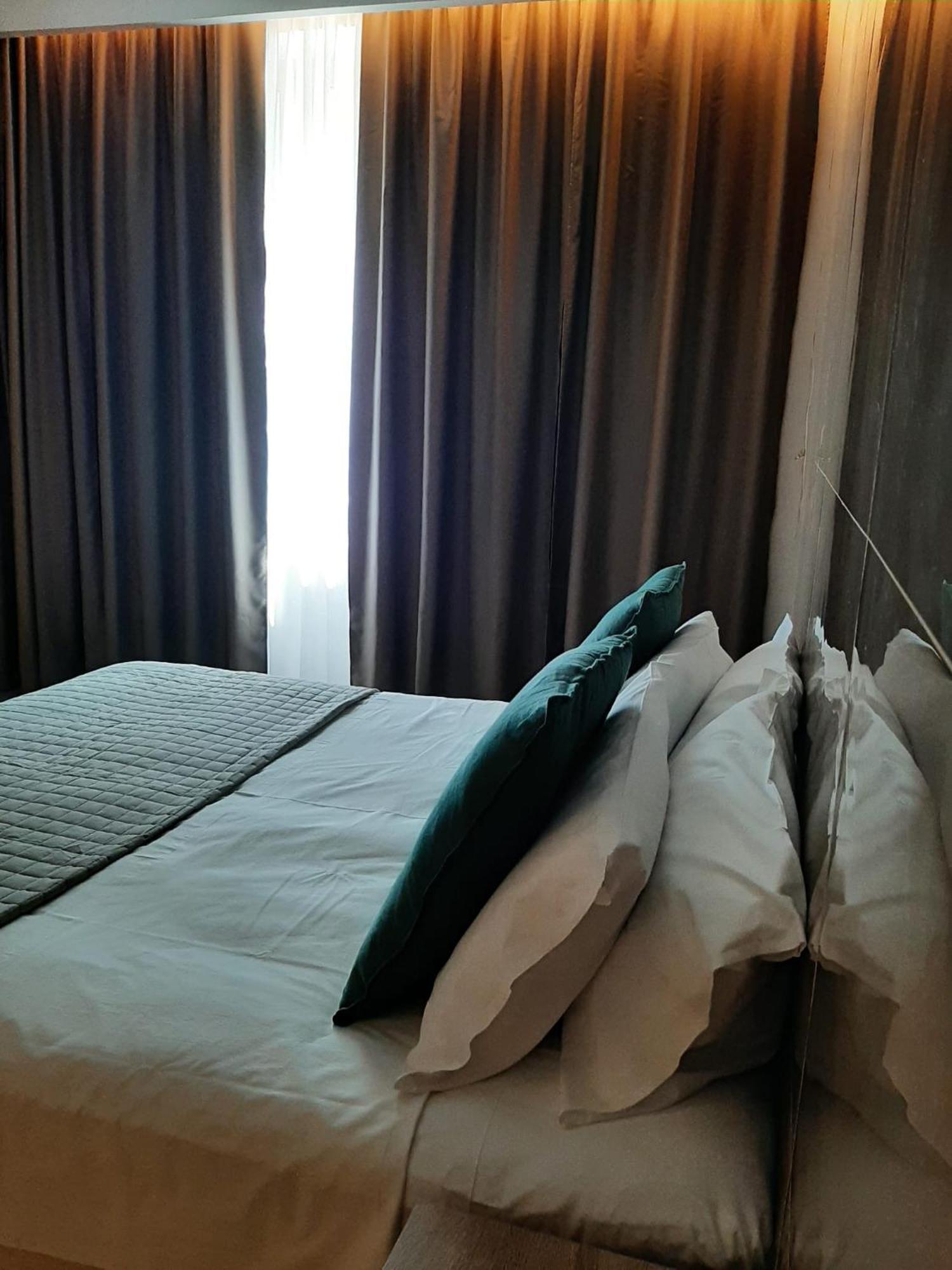 Baaria House Hotel 바르셀로나-포쪼 디 고토 외부 사진