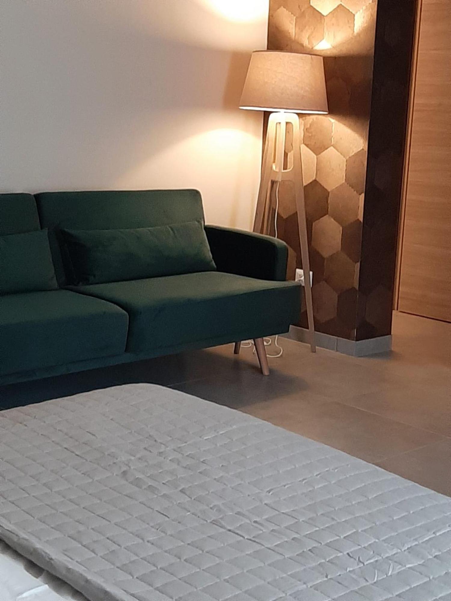 Baaria House Hotel 바르셀로나-포쪼 디 고토 외부 사진